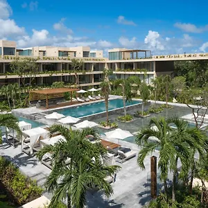 luxury-2-bedroom-condo-10-min-from-tulum-ruins.tulum-hotels.net/